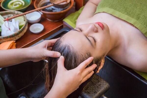 Gội đầu Trung Hoa - giải pháp sức khỏe thời hiện đại