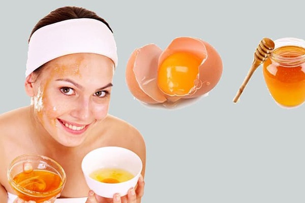 Hỗn hợp mật ong, trứng gà, hỗ trợ hiệu quả làm sáng da