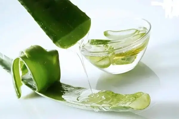 gel nha đam đánh bay bọng mắt hiệu quả
