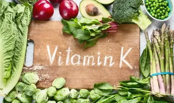 Công dụng của vitamin K1 là gì