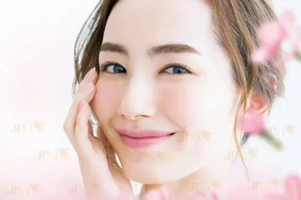Dưỡng da trắng sáng bằng dầu ôliu