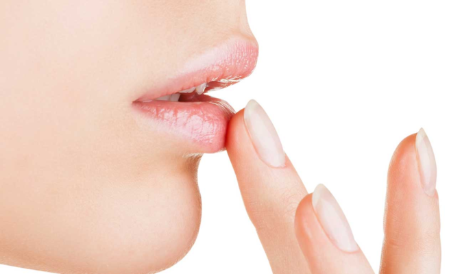 các bước chăm sóc môi tại nhà