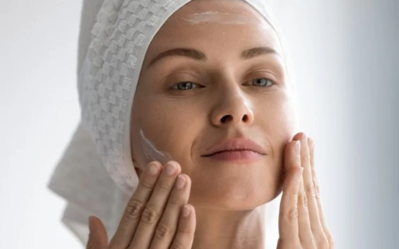 Quy trình dưỡng da bằng retinol đúng cách