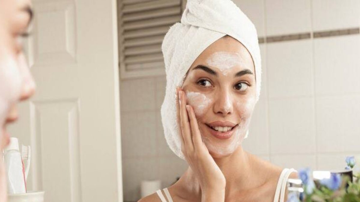 Cách tẩy tẩy lớp da cũ cho da đúng để luôn tươi trẻ và mịn màng