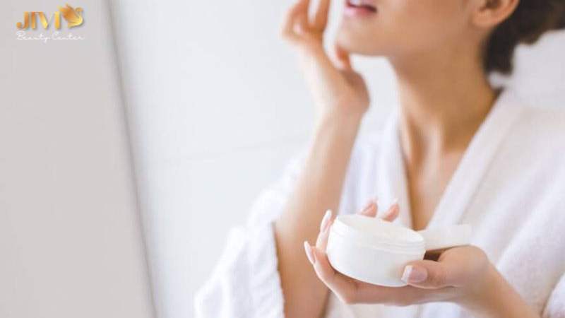 Gel nha đam giúp làm dịu da, giảm cảm giác nóng rát sau khi wax.