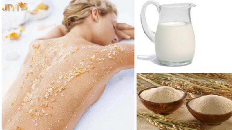 Làm sáng da bằng cám gạo và sữa tươi