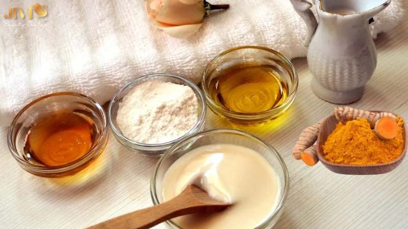 Mặt nạ cám gạo tinh bột nghệ